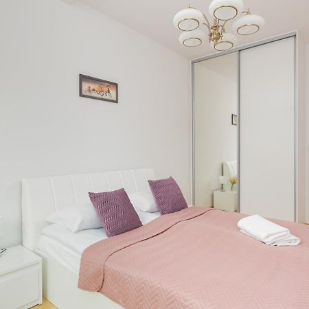 Dzielna Apartment Warsaw Wola By Noclegi Renters Exterior foto