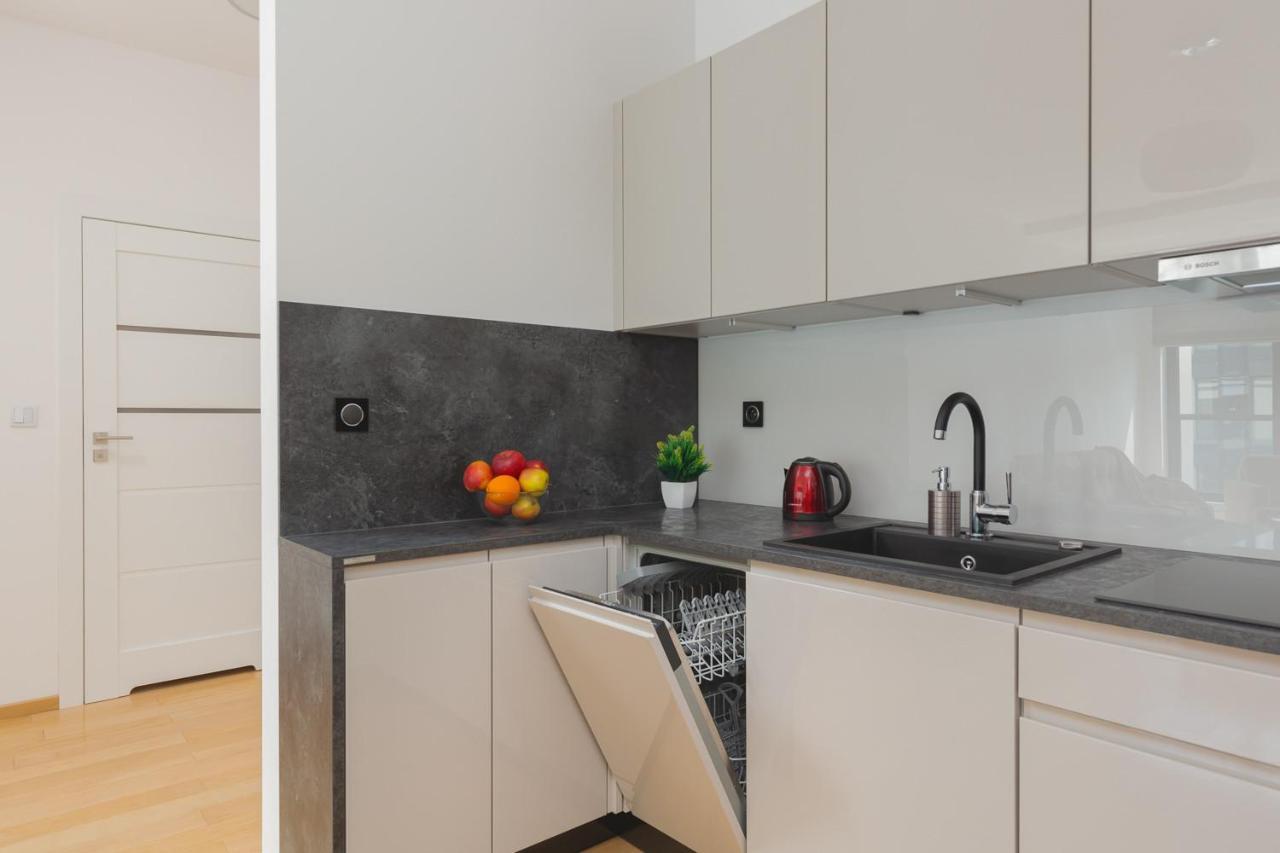 Dzielna Apartment Warsaw Wola By Noclegi Renters Exterior foto